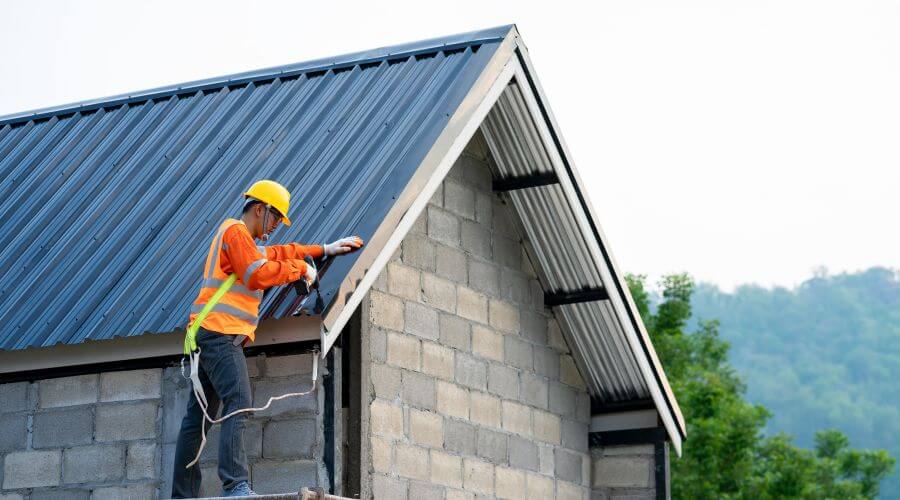 Expert new roof installation services in Pateros, WA